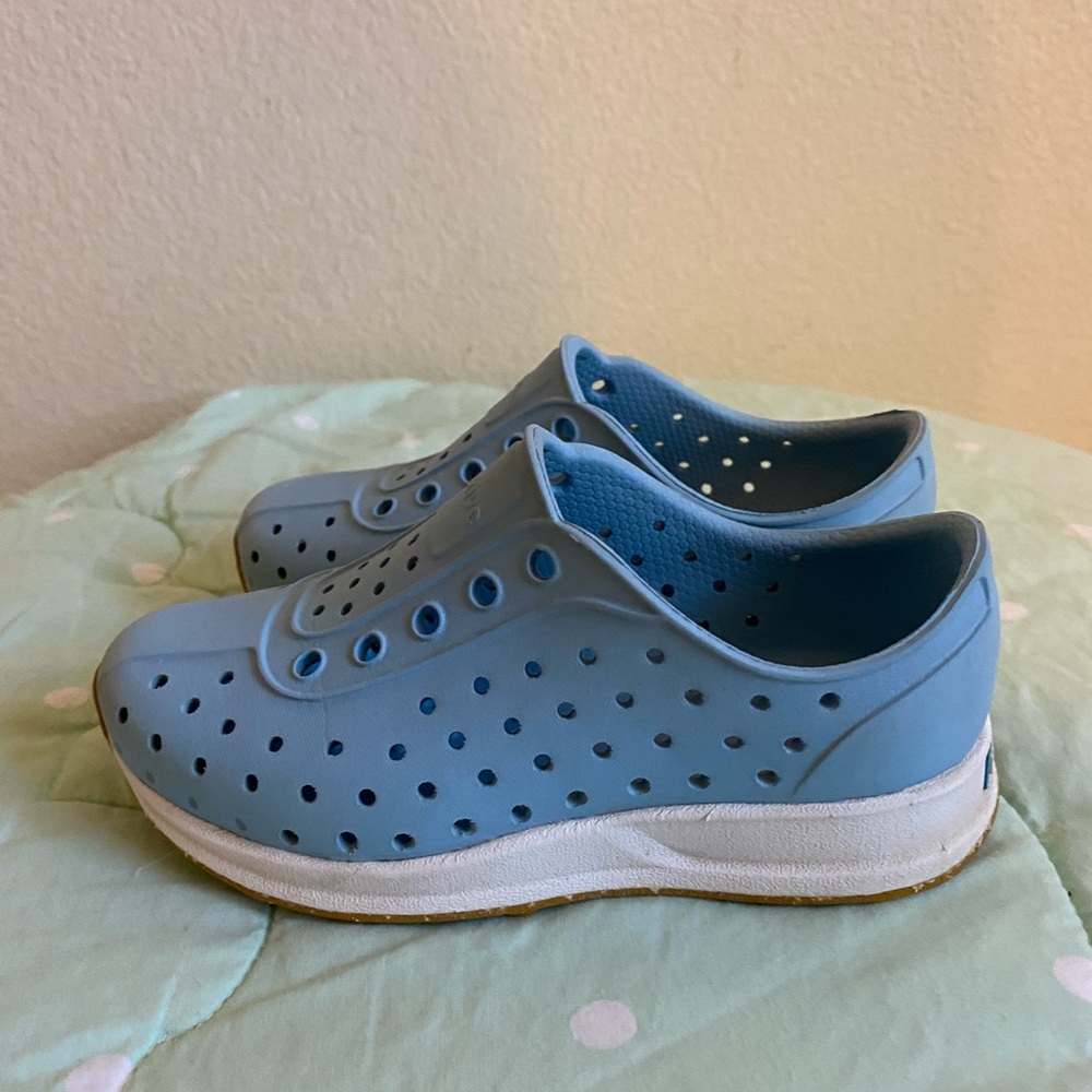 Native Sugarlite Light Blue Toddler Girls 9